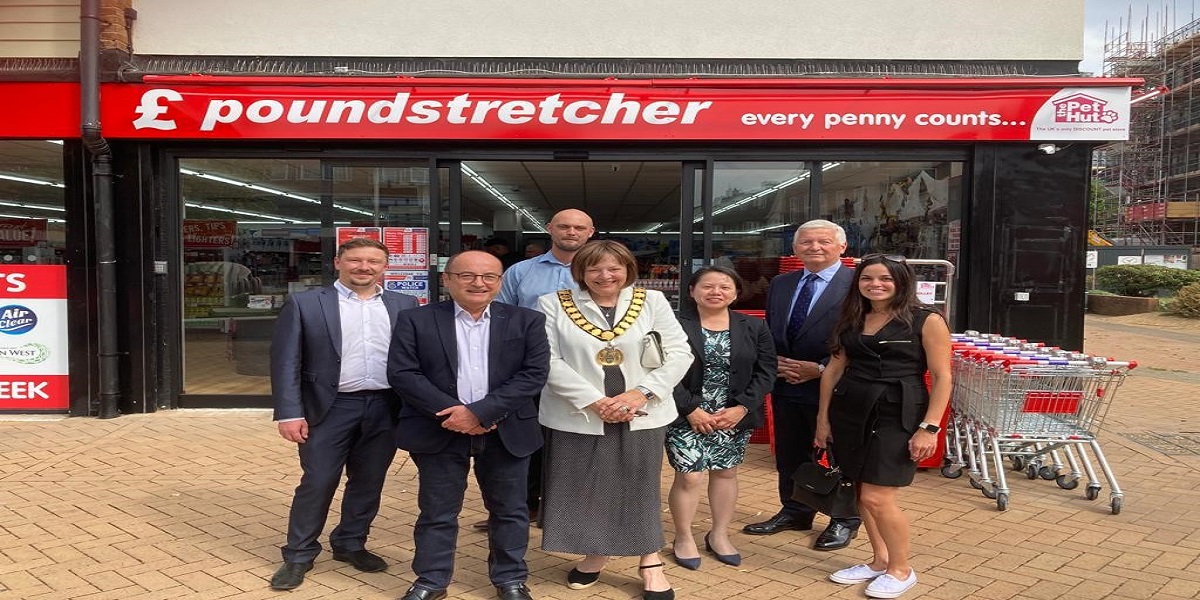 Councillors and area managers outside Poundstretcher in Hatfield.